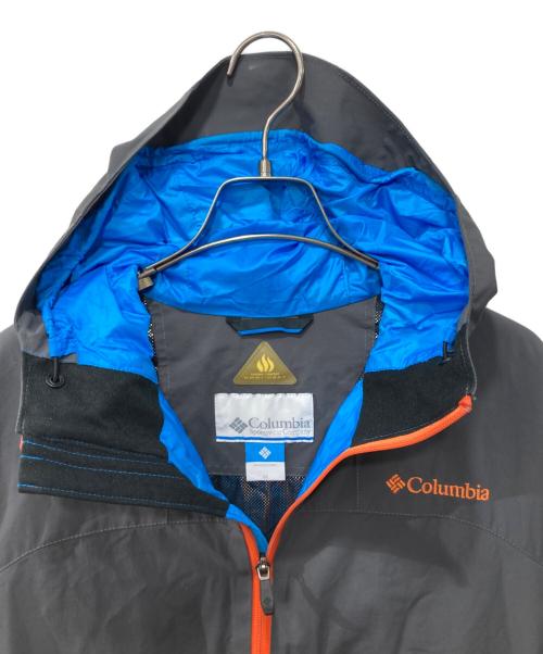 Columbia（コロンビア）Columbia (コロンビア) フーデッドジャケット/ナイロンジャケット グレー サイズ:Mの古着・服飾アイテム