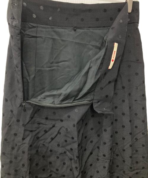 BACCA（バッカ）BACCA (バッカ) シャドードット ロングセミタイトスカート ブラック サイズ:36の古着・服飾アイテム