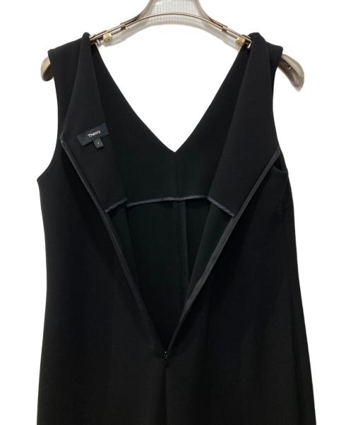 theory（セオリー）theory (セオリー) Vネックジャンプスーツ ブラック サイズ:2の古着・服飾アイテム