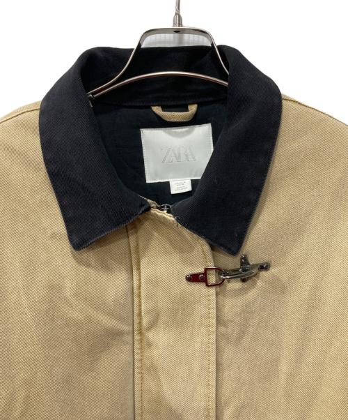 ZARA（ザラ）ZARA (ザラ) ファイヤーマンバックルジャケット ベージュ サイズ:Mの古着・服飾アイテム