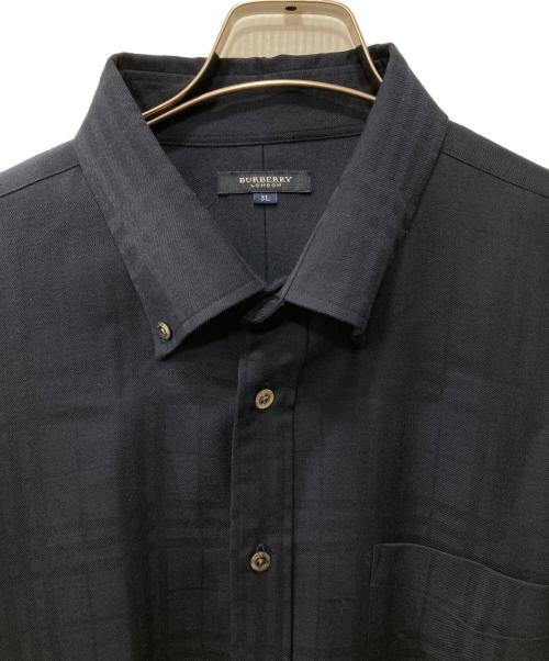 BURBERRY（バーバリー）BURBERRY (バーバリー) シャドーチェックボタンダウンシャツ ネイビー サイズ:3Lの古着・服飾アイテム