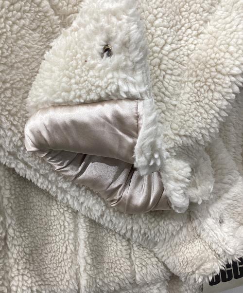 UGG（アグ）UGG (アグ) フランキー シェルパ トラッカー ジャケット/ボアジャケット ベージュ サイズ:Mの古着・服飾アイテム