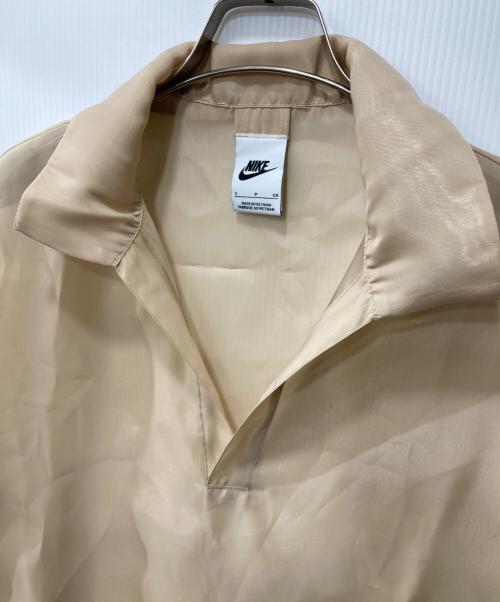 NIKE（ナイキ）NIKE (ナイキ) シアープルオーバーシャツ ベージュ サイズ:sの古着・服飾アイテム