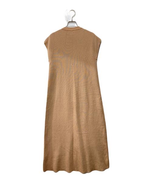 LAUTRE AMONT（ロートレアモン）LAUTRE AMONT (ロートレアモン) すっきりとしたAラインニットワンピース ベージュ サイズ:38の古着・服飾アイテム