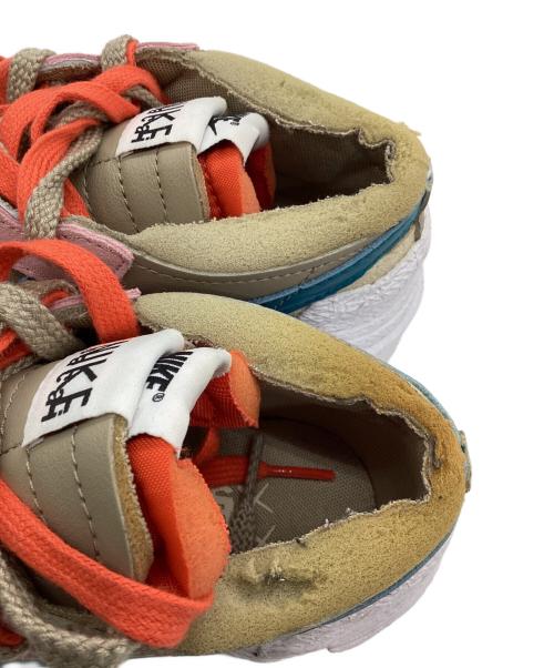 NIKE（ナイキ）NIKE (ナイキ) sacai (サカイ) スニーカー BLAZER LOW ブラウン サイズ:23の古着・服飾アイテム