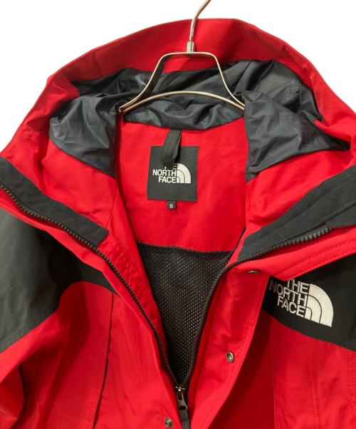 THE NORTH FACE（ザ ノース フェイス）THE NORTH FACE (ザ ノース フェイス) マウンテンライトジャケット レッド サイズ:Sの古着・服飾アイテム