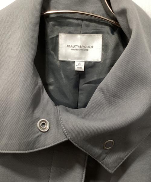 BEAUTY&YOUTH UNITED ARROWS（ビューティーアンドユースユナイテッドアローズ）BEAUTY&YOUTH UNITED ARROWS (ビューティーアンドユースユナイテッドアローズ) ダブルクロスツイルドローストリングコート グレー サイズ:Sの古着・服飾アイテム