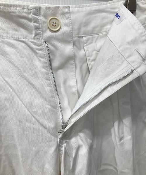 COMME des GARCONS SHIRT（コムデギャルソンシャツ）COMME des GARCONS SHIRT (コムデギャルソンシャツ) 2タックテーパードパンツ/フランス製 ホワイト サイズ:XSの古着・服飾アイテム