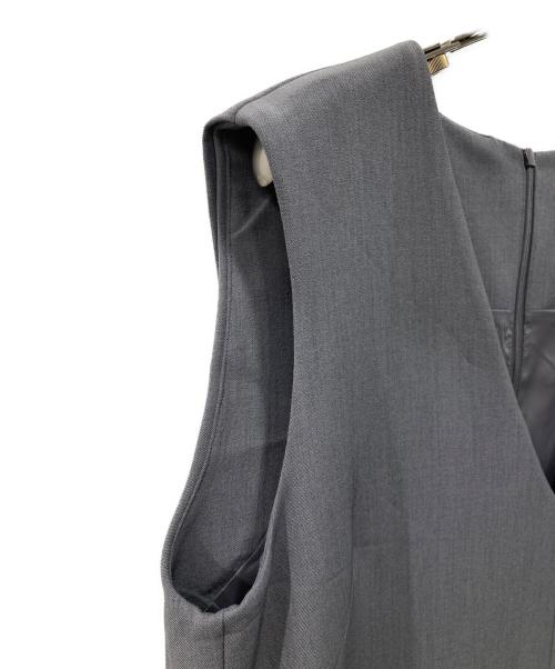 BARNEYS NEWYORK（バーニーズ・ニューヨーク）BARNEYS NEWYORK (バーニーズ・ニューヨーク) ワンピース グレー サイズ:40の古着・服飾アイテム