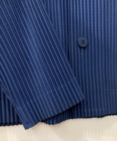HOMME PLISSE ISSEY MIYAKE（オム プリッセ イッセイ ミヤケ）HOMME PLISSE ISSEY MIYAKE (オム プリッセ イッセイ ミヤケ) プリーツスタンドカラージャケット ブルー サイズ:2の古着・服飾アイテム
