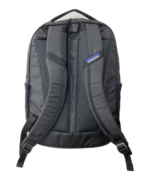 Patagonia（パタゴニア）Patagonia (パタゴニア) Atom Daypack ブラックの古着・服飾アイテム
