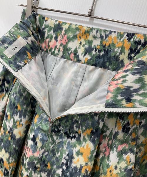 IENA（イエナ）IENA (イエナ) かすれフラワー ギャザースカート グリーン サイズ:36の古着・服飾アイテム
