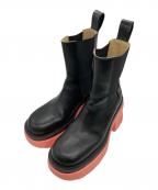 BOTTEGA VENETAボッテガベネタ）の古着「サイドゴアブーツ/フラッシュチェルシーブーツ」｜ブラック
