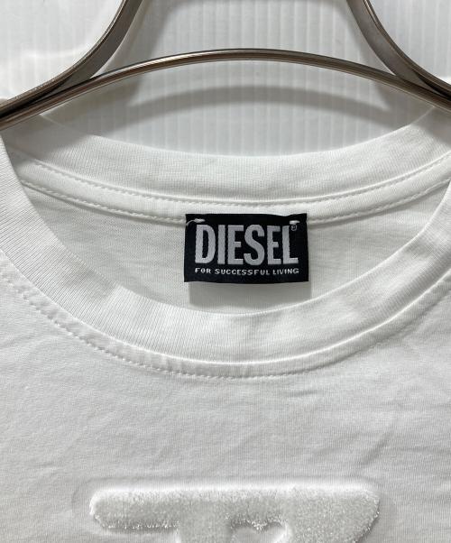 DIESEL（ディーゼル）DIESEL (ディーゼル) ロゴTシャツ ホワイト サイズ:Sの古着・服飾アイテム