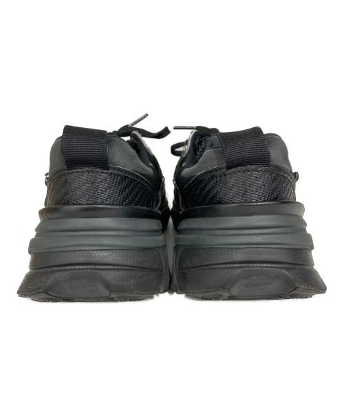 NIKE（ナイキ）NIKE (ナイキ) ローカットスニーカー/W V2K RUN BLACK/DK SMOKE GREY-ANTHRACITE ブラック サイズ:26.0の古着・服飾アイテム
