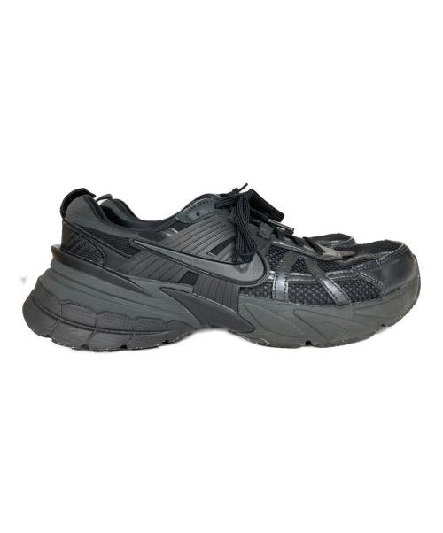 NIKE（ナイキ）NIKE (ナイキ) ローカットスニーカー/W V2K RUN BLACK/DK SMOKE GREY-ANTHRACITE ブラック サイズ:26.0の古着・服飾アイテム