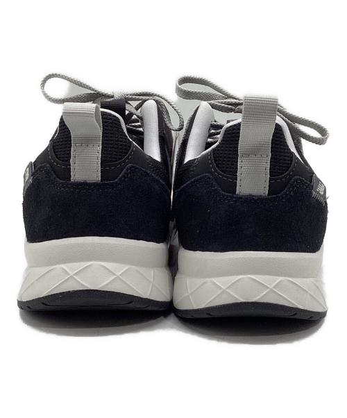 NEW BALANCE（ニューバランス）NEW BALANCE (ニューバランス) ローカットスニーカー/UA900DB2 ブラック サイズ:28の古着・服飾アイテム