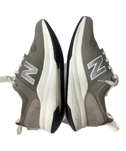 NEW BALANCE（ニューバランス）NEW BALANCE (ニューバランス) UA900DC2/ローカットスニーカー グレー サイズ:28 未使用品の古着・服飾アイテム