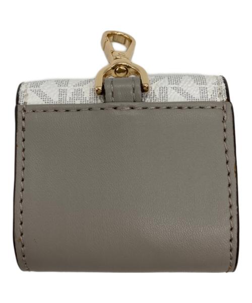 MICHAEL KORS（マイケル・コース）MICHAEL KORS (マイケル・コース) ショルダーバッグ ホワイトの古着・服飾アイテム
