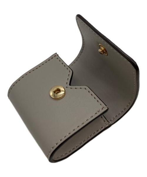 MICHAEL KORS（マイケル・コース）MICHAEL KORS (マイケル・コース) ショルダーバッグ ホワイトの古着・服飾アイテム