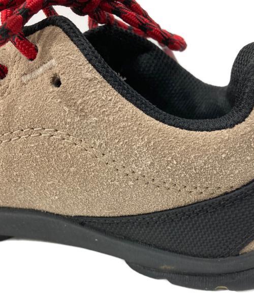 KEEN（キーン）KEEN (キーン) ウィメンズ ジャスパー ベージュ サイズ:23.5の古着・服飾アイテム