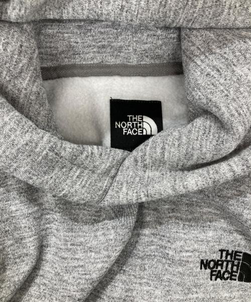 THE NORTH FACE（ザ ノース フェイス）THE NORTH FACE (ザ ノース フェイス) スクエアロゴフーディ グレー サイズ:Sの古着・服飾アイテム