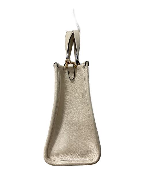 COACH（コーチ）COACH (コーチ) ショルダーバッグ/デンプシー トート 22 ウィズ コーチ パッチ ベージュの古着・服飾アイテム