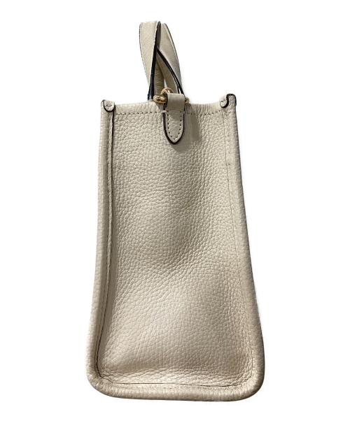 COACH（コーチ）COACH (コーチ) ショルダーバッグ/デンプシー トート 22 ウィズ コーチ パッチ ベージュの古着・服飾アイテム