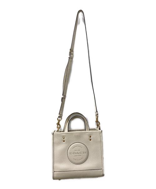 COACH（コーチ）COACH (コーチ) ショルダーバッグ/デンプシー トート 22 ウィズ コーチ パッチ ベージュの古着・服飾アイテム