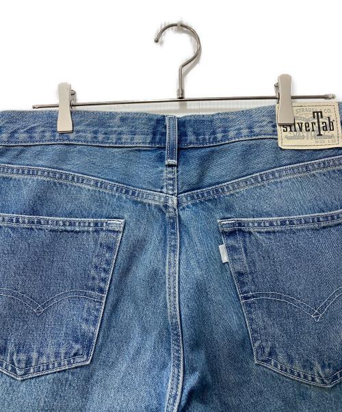Levi’s SILVER TAB（リーバイス シルバータブ）Levi’s SILVER TAB (リーバイス シルバータブ) STRAIGHTデニムパンツ インディゴ サイズ:33の古着・服飾アイテム