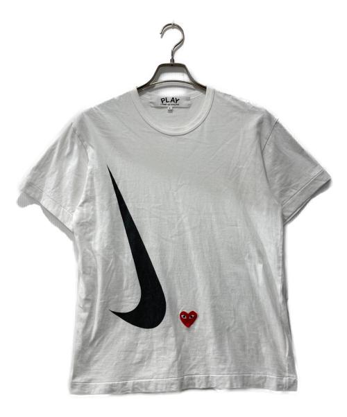 PLAY COMME des GARCONS（プレイコムデギャルソン）PLAY COMME des GARCONS (プレイコムデギャルソン) NIKE (ナイキ) 半袖カットソー/コラボtシャツ ホワイト サイズ:Lの古着・服飾アイテム