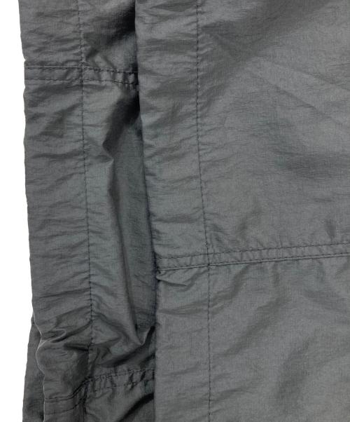 THE NORTH FACE（ザ ノース フェイス）THE NORTH FACE (ザ ノース フェイス) ナイロンパンツ/GARウインドパンツ グレー サイズ:S 未使用品の古着・服飾アイテム