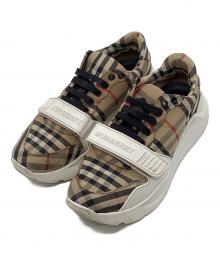 BURBERRY（バーバリー）の古着「ノバチェック ベルトデザイン ローカットスニーカー」｜ブラウン