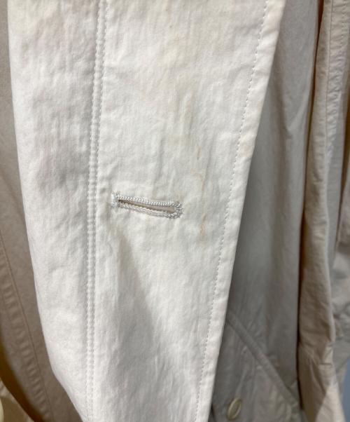 ISSEY MIYAKE（イッセイミヤケ）ISSEY MIYAKE (イッセイミヤケ) WIND COAT /ウィンドコート ベージュ サイズ:Mの古着・服飾アイテム