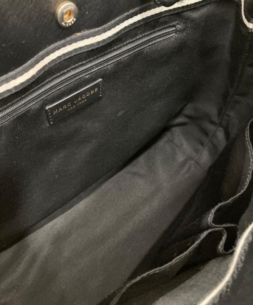 MARC JACOBS（マークジェイコブス）MARC JACOBS (マークジェイコブス) トートバッグ/ロゴショッパー/LOGO SHOPPER E-W TOTE ブラックの古着・服飾アイテム