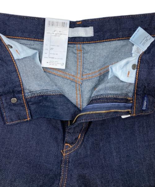 moussy（マウジー）moussy (マウジー) デニムパンツ/TENCEL(TM) DENIM STRAIGHT インディゴ サイズ:27 未使用品の古着・服飾アイテム