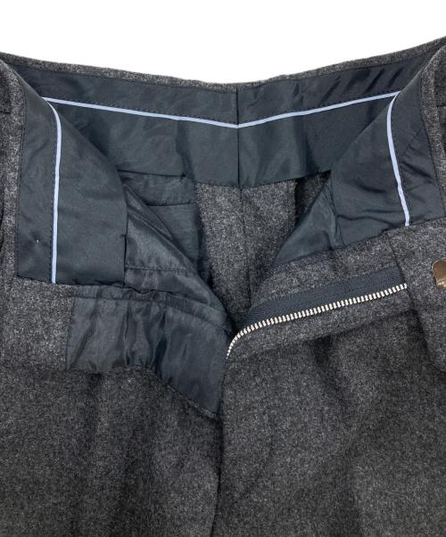 Yves Saint Laurent（イヴサンローラン）Yves Saint Laurent (イヴサンローラン) ウールセットアップ グレー サイズ: C90-W74-T170の古着・服飾アイテム