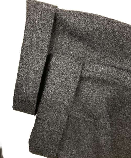 Yves Saint Laurent（イヴサンローラン）Yves Saint Laurent (イヴサンローラン) ウールセットアップ グレー サイズ: C90-W74-T170の古着・服飾アイテム