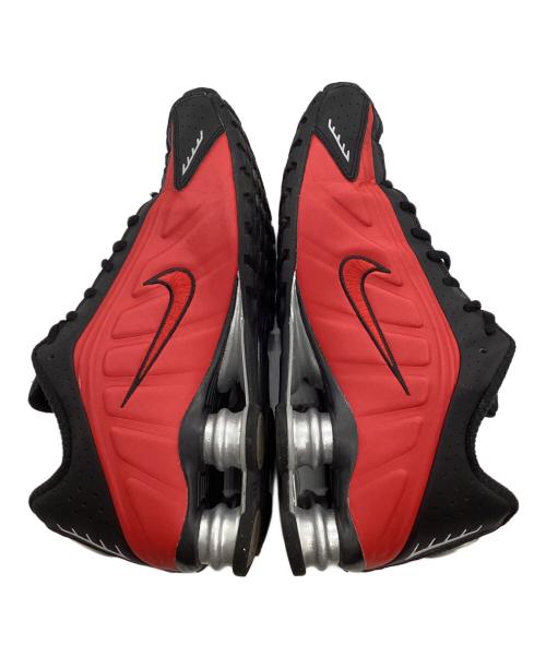 NIKE（ナイキ）NIKE (ナイキ) SHOX R4/ｽﾆｰｶｰ ブラック×レッド サイズ:27の古着・服飾アイテム