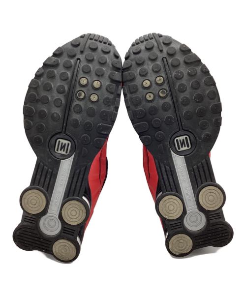 NIKE（ナイキ）NIKE (ナイキ) SHOX R4/ｽﾆｰｶｰ ブラック×レッド サイズ:27の古着・服飾アイテム