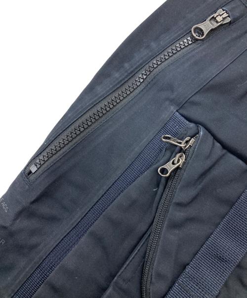NIKE ACG（ナイキエーシージー）NIKE ACG (ナイキエーシージー) ハーフパンツ/DEPLOY MENS CARGO SHORT ブラック サイズ:Sの古着・服飾アイテム