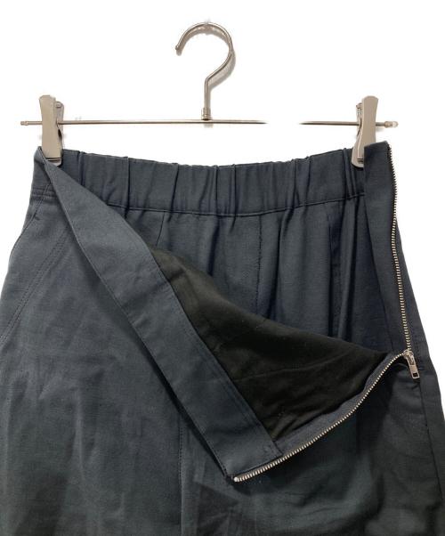 MACPHEE（マカフィー）MACPHEE (マカフィー) コットンレーヨンストレッチ セミワイドクロップドパンツ グレー サイズ:36の古着・服飾アイテム