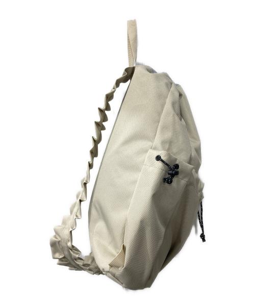 Columbia（コロンビア）Columbia (コロンビア) フリルスリングバッグ/Woolley Cove Body Bag ベージュの古着・服飾アイテム