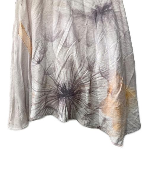 Desigual（デシグアル）Desigual (デシグアル) 水彩フラワーアシンメトリードレス ホワイト サイズ:XSの古着・服飾アイテム