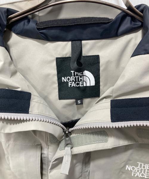THE NORTH FACE（ザ ノース フェイス）THE NORTH FACE (ザ ノース フェイス) 2000レトロマウンテンライトジャケット グレー/フォッシルアイボリー×ストーンスラブ サイズ:Sの古着・服飾アイテム
