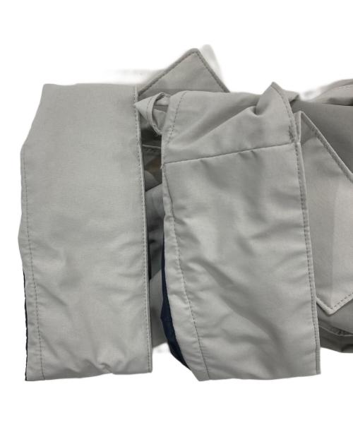 THE NORTH FACE（ザ ノース フェイス）THE NORTH FACE (ザ ノース フェイス) 2000レトロマウンテンライトジャケット グレー/フォッシルアイボリー×ストーンスラブ サイズ:Sの古着・服飾アイテム