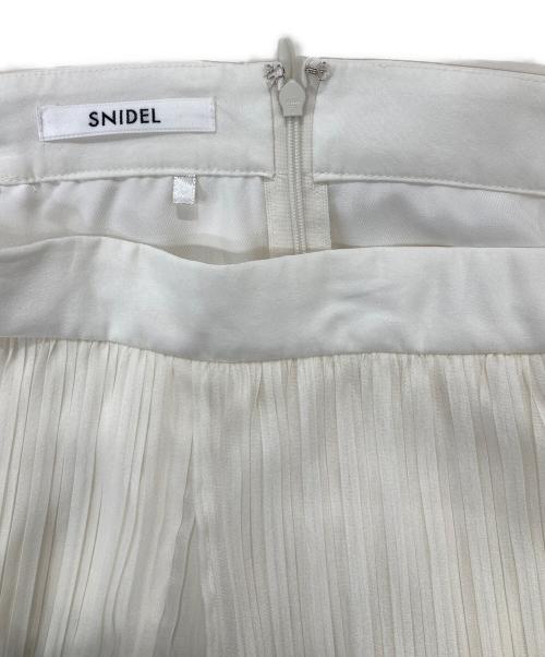 Snidel（スナイデル）Snidel (スナイデル) ストレートプリーツティアードスカート ホワイト サイズ:1の古着・服飾アイテム