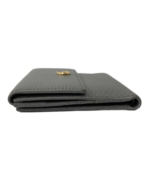GUCCI（グッチ）GUCCI (グッチ) GGマーモント/3つ折り財布 グレーの古着・服飾アイテム