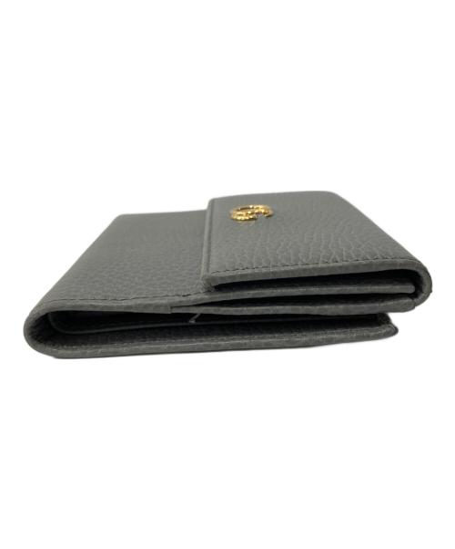 GUCCI（グッチ）GUCCI (グッチ) GGマーモント/3つ折り財布 グレーの古着・服飾アイテム