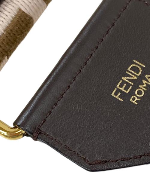 FENDI（フェンディ）FENDI (フェンディ) ショルダー ユー/ロゴストラップ ブラウンの古着・服飾アイテム